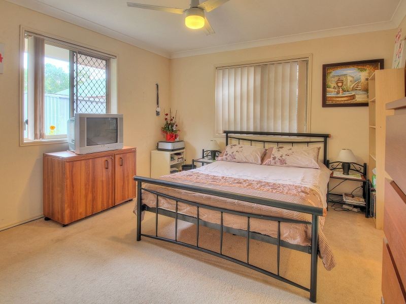 44 Pacific Parade, Forest Lake QLD 4078