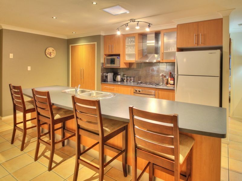 10 Camberwell Place, Forest Lake QLD 4078