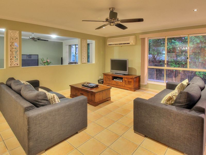 10 Camberwell Place, Forest Lake QLD 4078