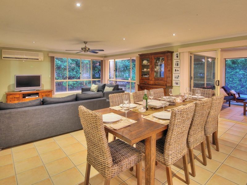 10 Camberwell Place, Forest Lake QLD 4078