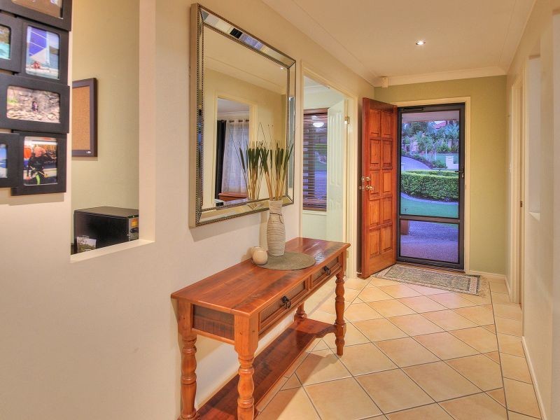 10 Camberwell Place, Forest Lake QLD 4078