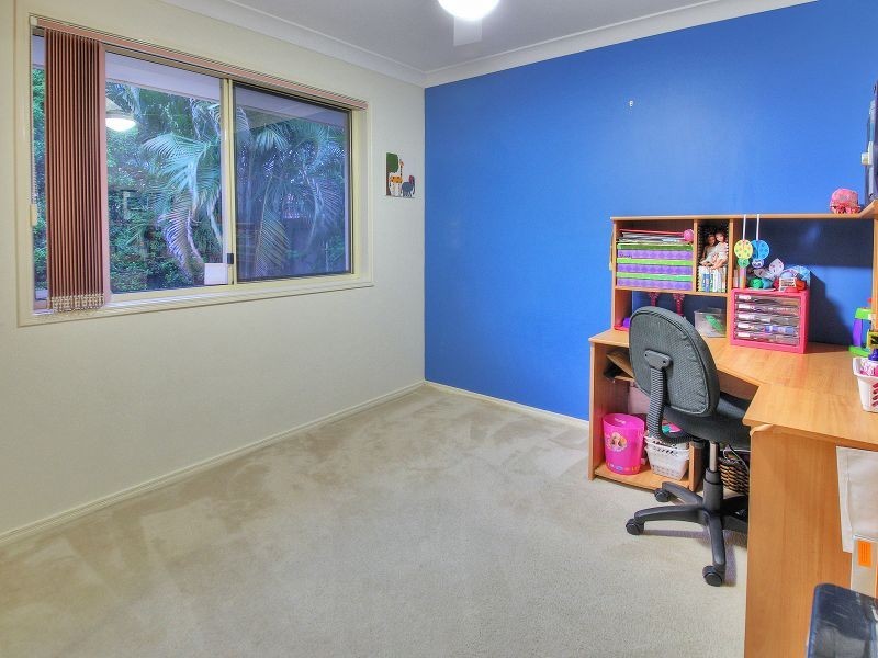 10 Camberwell Place, Forest Lake QLD 4078