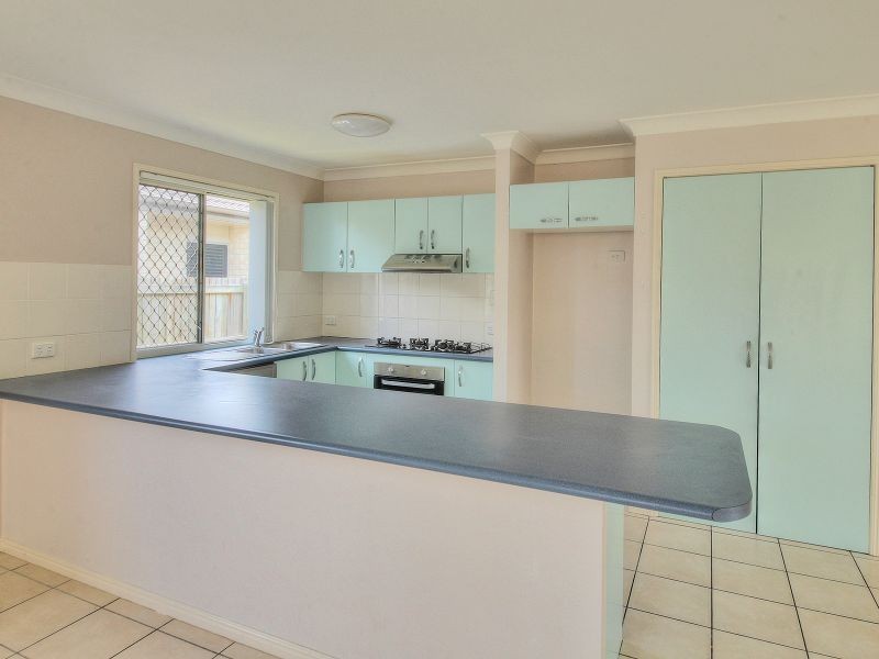 65 Hawthorne Street, Forest Lake QLD 4078