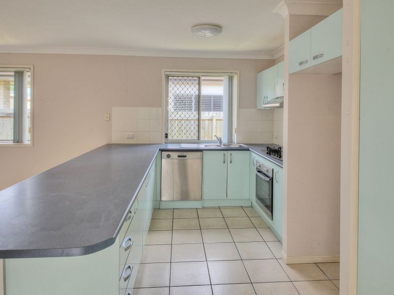 65 Hawthorne Street, Forest Lake QLD 4078