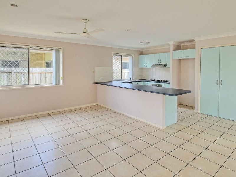 65 Hawthorne Street, Forest Lake QLD 4078