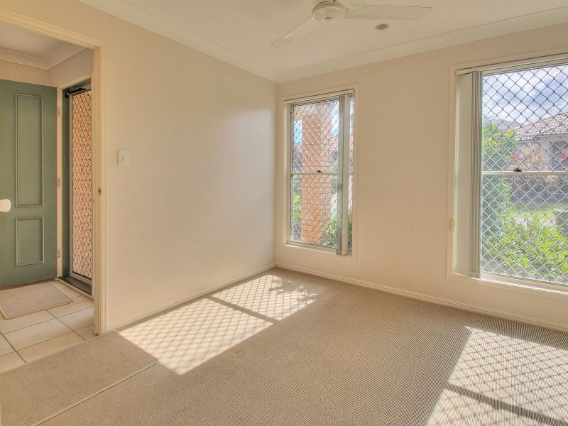 65 Hawthorne Street, Forest Lake QLD 4078