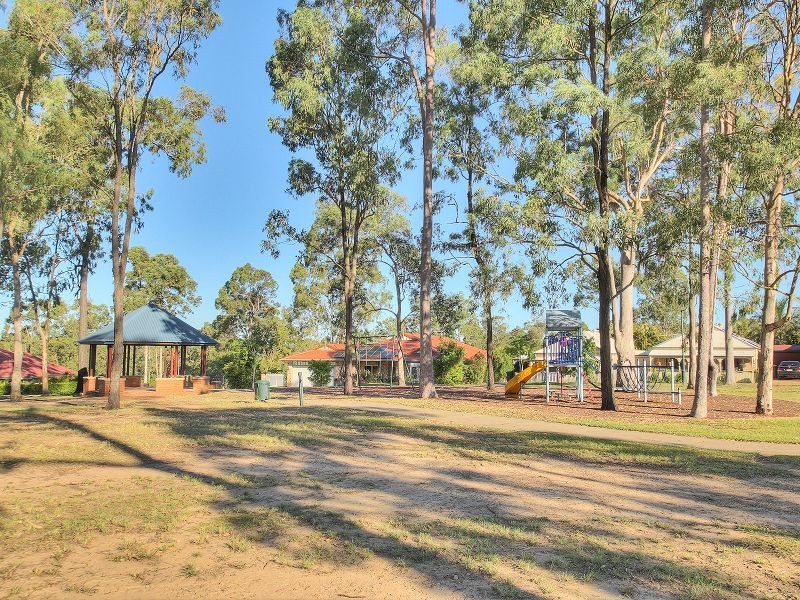 55 Oxford Parade, Forest Lake QLD 4078