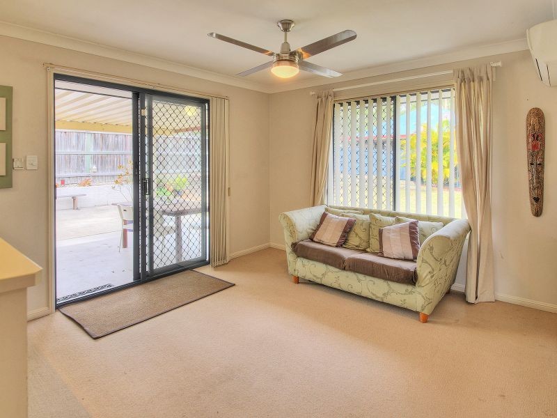 15 Pintail Crescent, Forest Lake QLD 4078