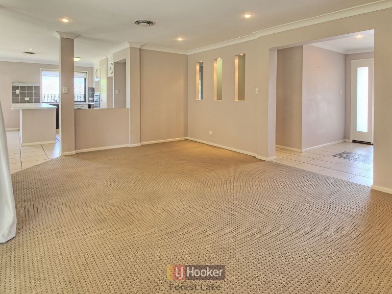 41 Hawthorne Street, Forest Lake QLD 4078