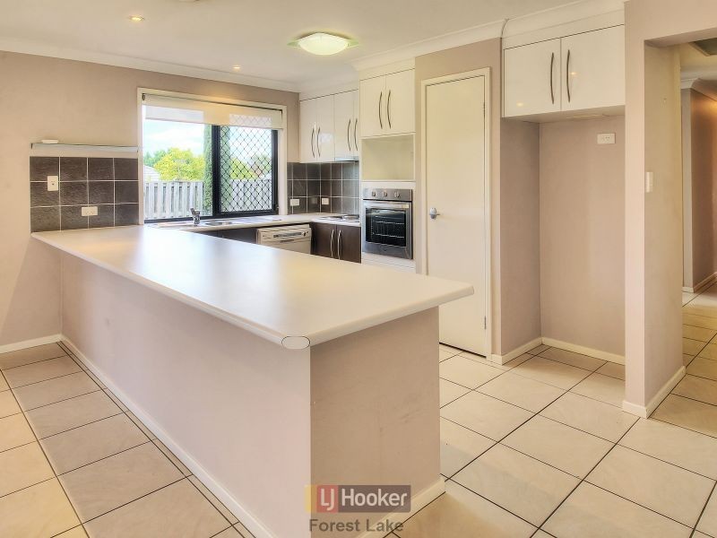 41 Hawthorne Street, Forest Lake QLD 4078