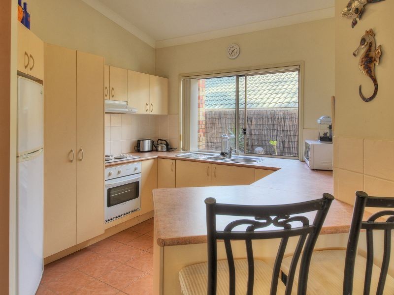 7 Cambridge Crescent, Forest Lake QLD 4078