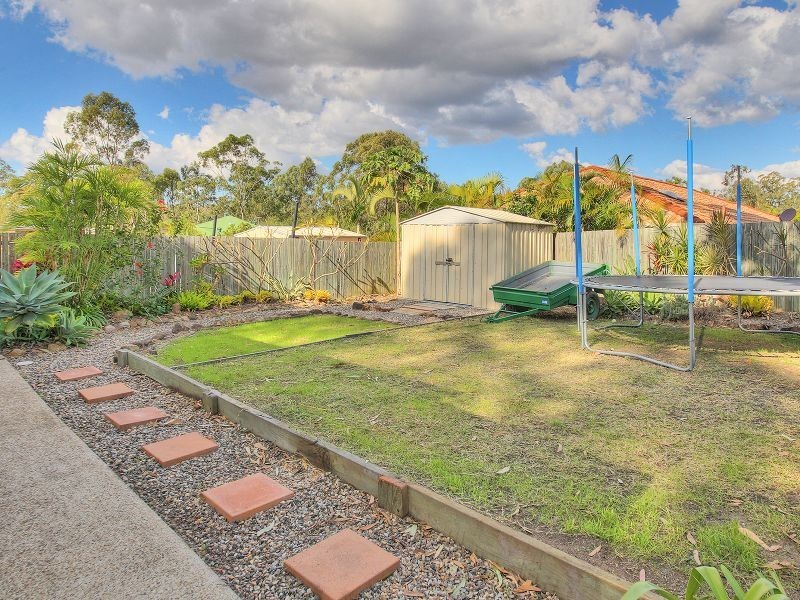 7 Cambridge Crescent, Forest Lake QLD 4078