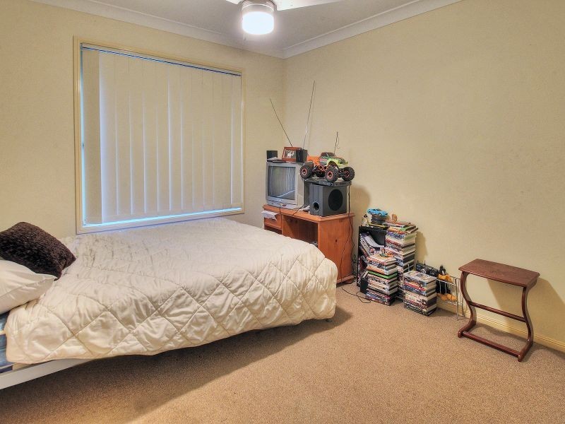 17 Glasshouse Crescent, Forest Lake QLD 4078