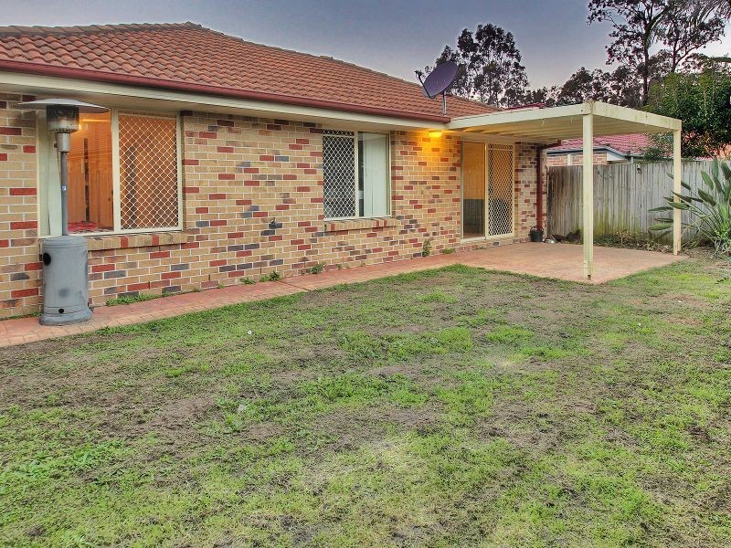 17 Glasshouse Crescent, Forest Lake QLD 4078