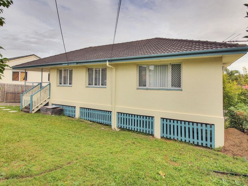 8 Warbler Street, Inala QLD 4077