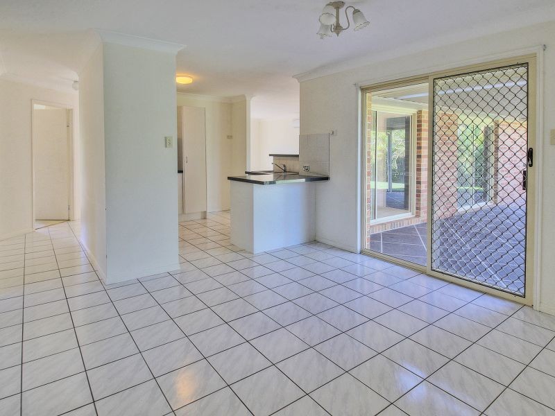 29 Cook Street, Forest Lake QLD 4078