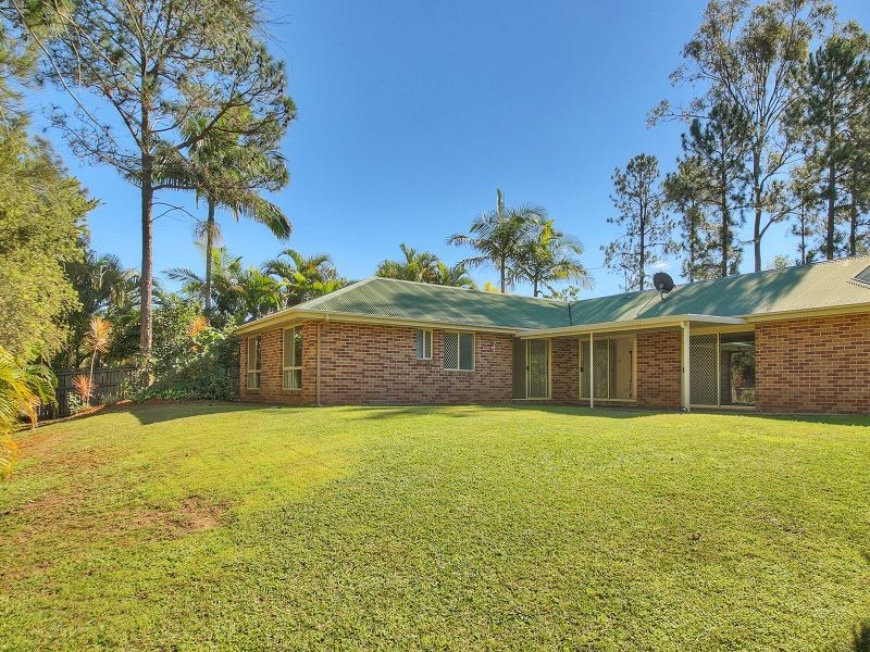 29 Cook Street, Forest Lake QLD 4078