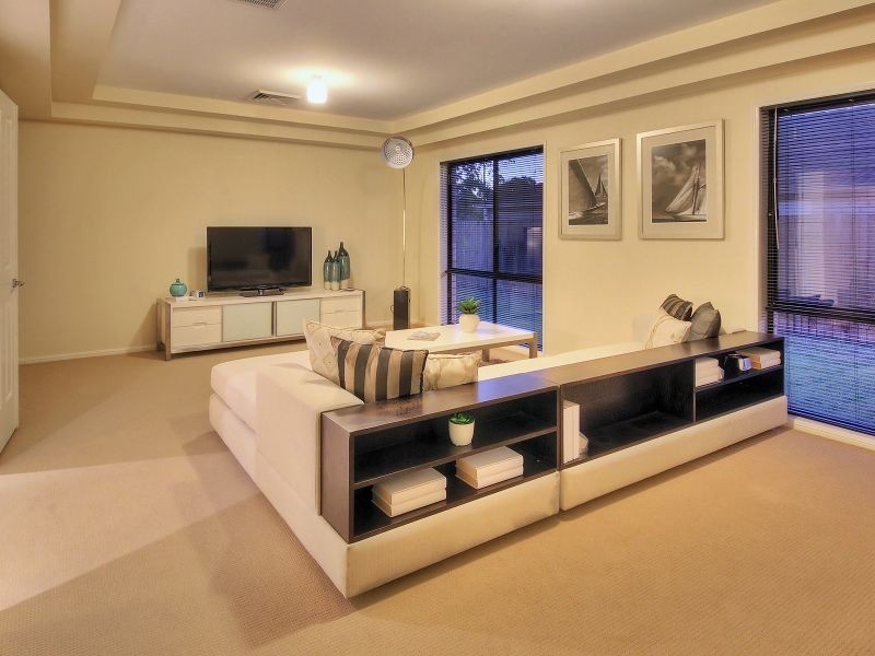 21 Desoto Place, Forest Lake QLD 4078