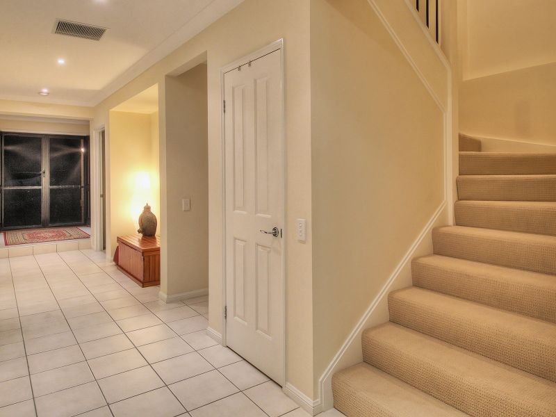 21 Desoto Place, Forest Lake QLD 4078