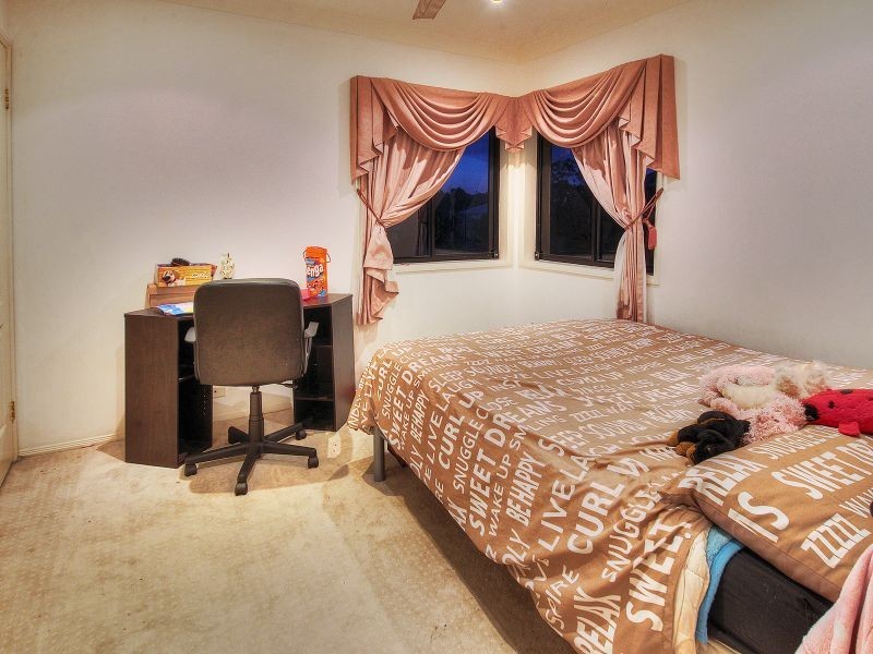 38 The Esplanade, Forest Lake QLD 4078