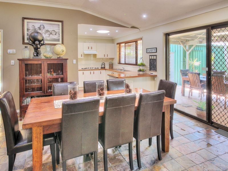 51 Wallaroo Way, Doolandella QLD 4077