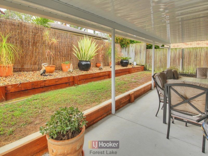 86 Serrata Circuit, Forest Lake QLD 4078