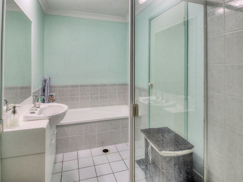 11 Heath Street, Forest Lake QLD 4078