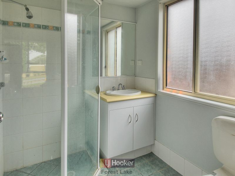 23 Bullen Circuit, Forest Lake QLD 4078