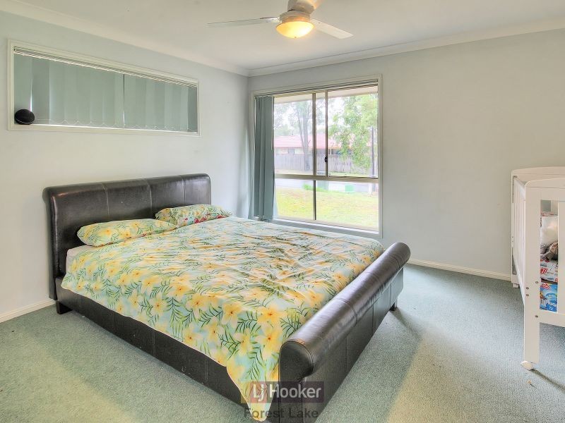 23 Bullen Circuit, Forest Lake QLD 4078