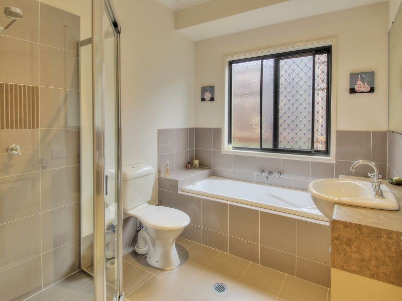 7 Warrumbungle Street, Forest Lake QLD 4078