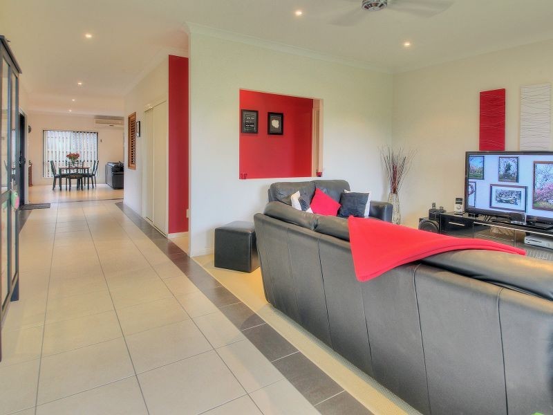 7 Warrumbungle Street, Forest Lake QLD 4078