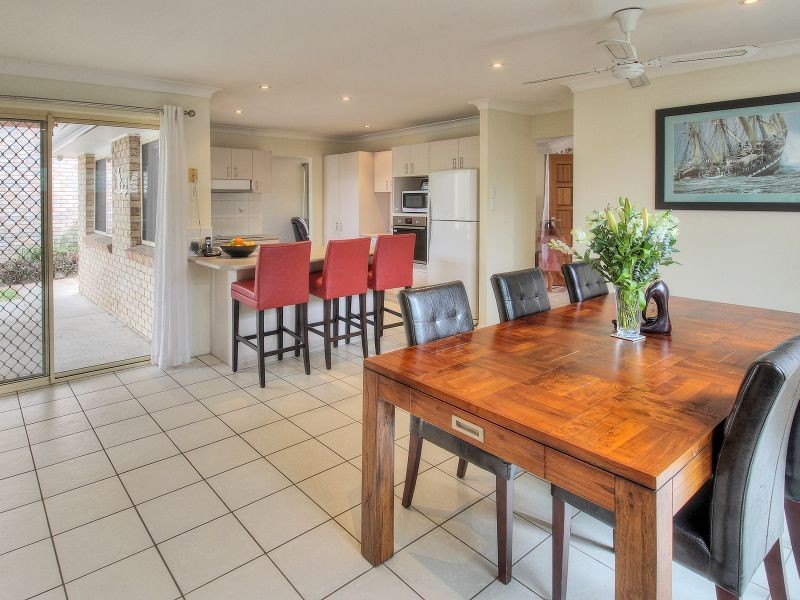 18 Bishop Street, Forest Lake QLD 4078