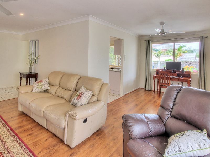 18 Bishop Street, Forest Lake QLD 4078