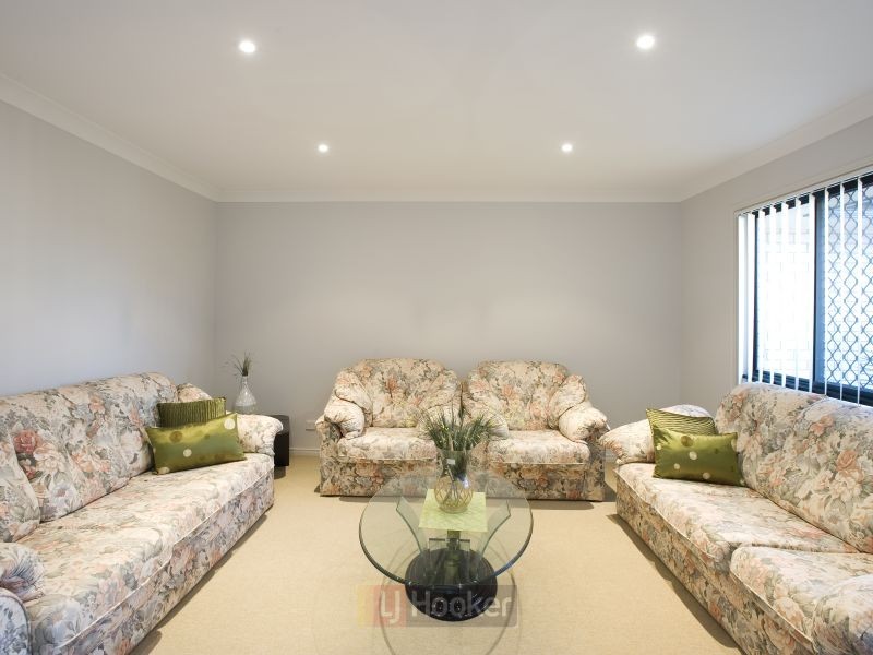 15 Ironbark Place, Heathwood QLD 4110