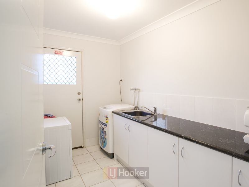15 Ironbark Place, Heathwood QLD 4110