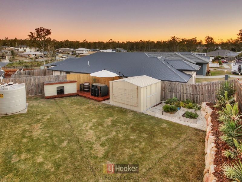 13-15 Richmond Crescent, Waterford QLD 4133