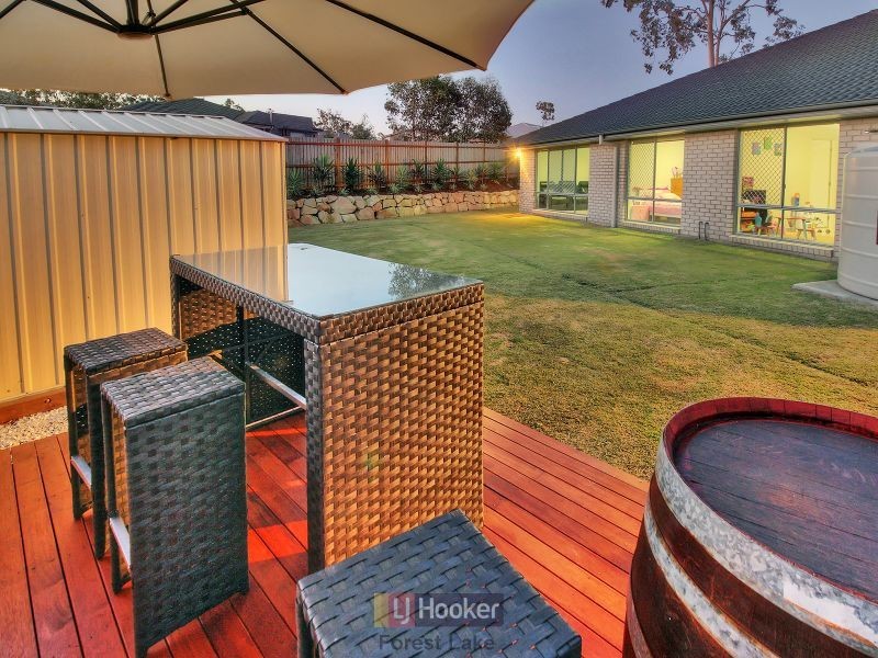 13-15 Richmond Crescent, Waterford QLD 4133