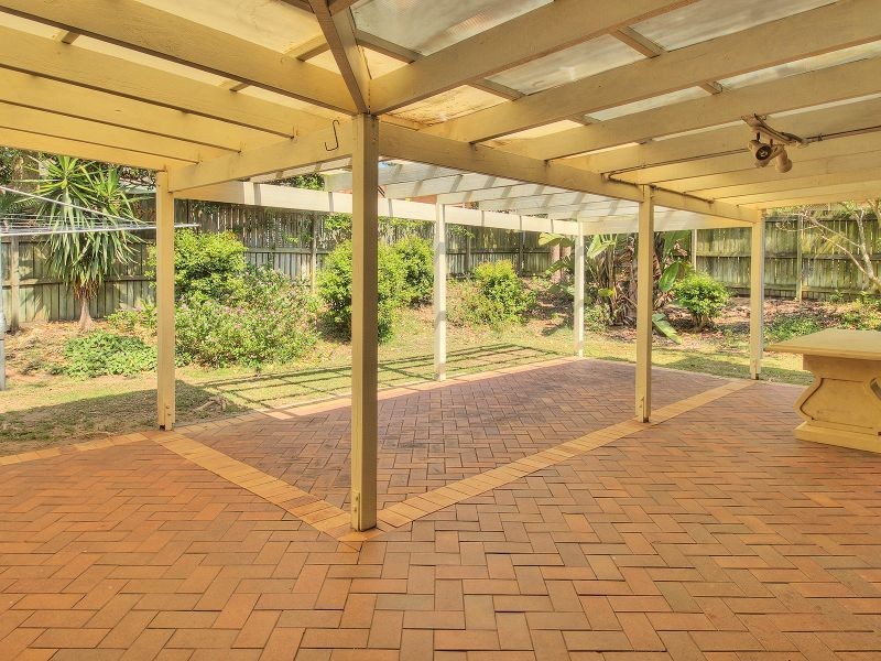 15 Burke Place, Forest Lake QLD 4078