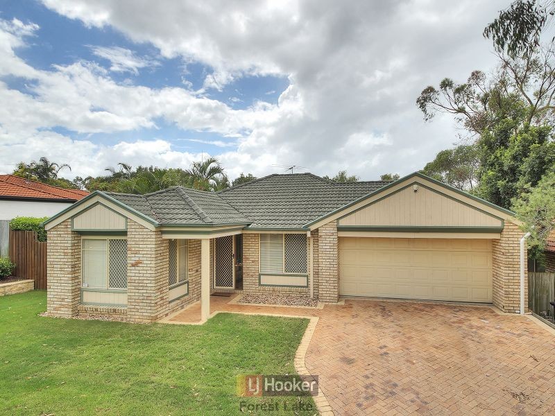 13 Tenterfield Place, Forest Lake QLD 4078