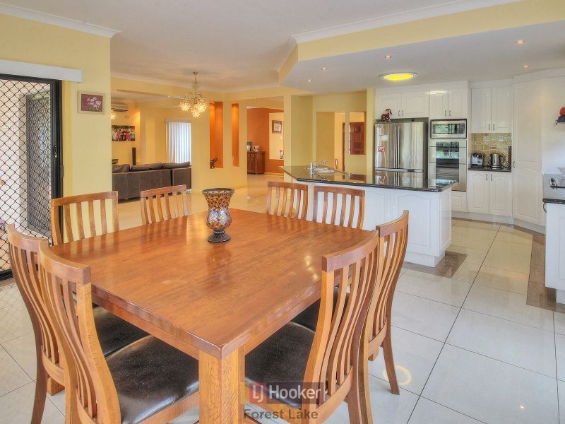 15 The Esplanade, Forest Lake QLD 4078