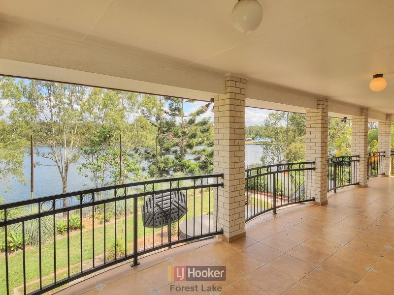 15 The Esplanade, Forest Lake QLD 4078