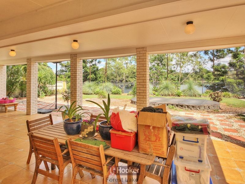 15 The Esplanade, Forest Lake QLD 4078