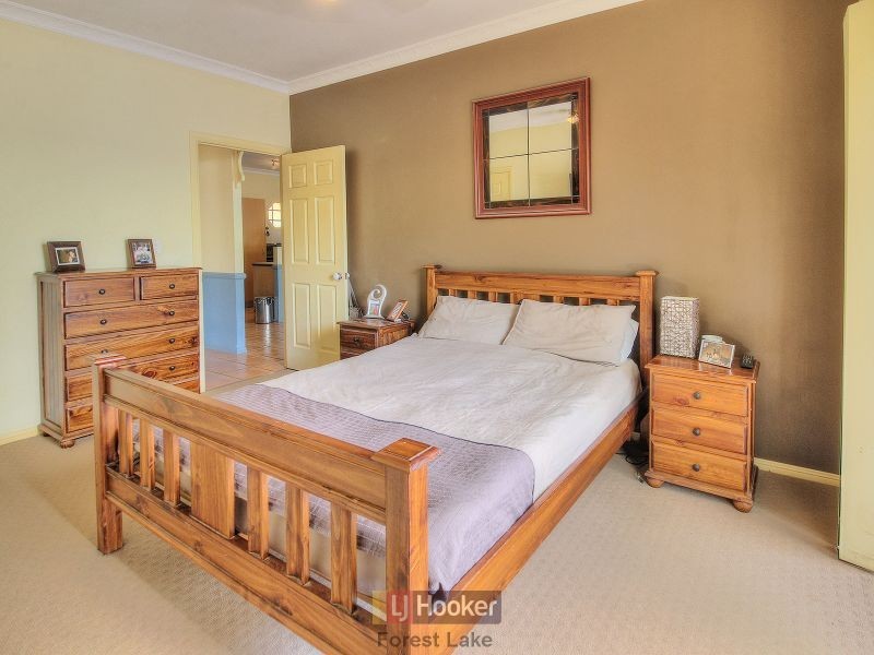 13 Paton Crescent, Forest Lake QLD 4078