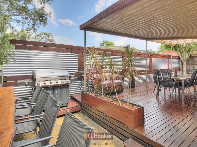 13 Paton Crescent, Forest Lake QLD 4078