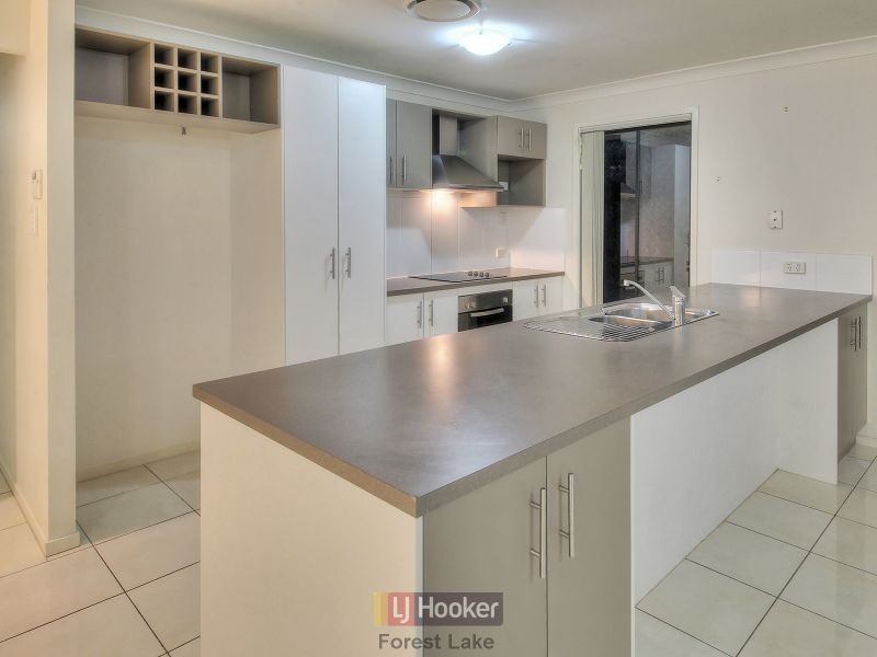 34 Tropical Drive, Forest Lake QLD 4078