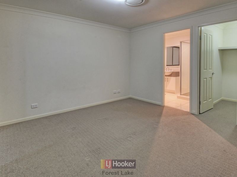 34 Tropical Drive, Forest Lake QLD 4078