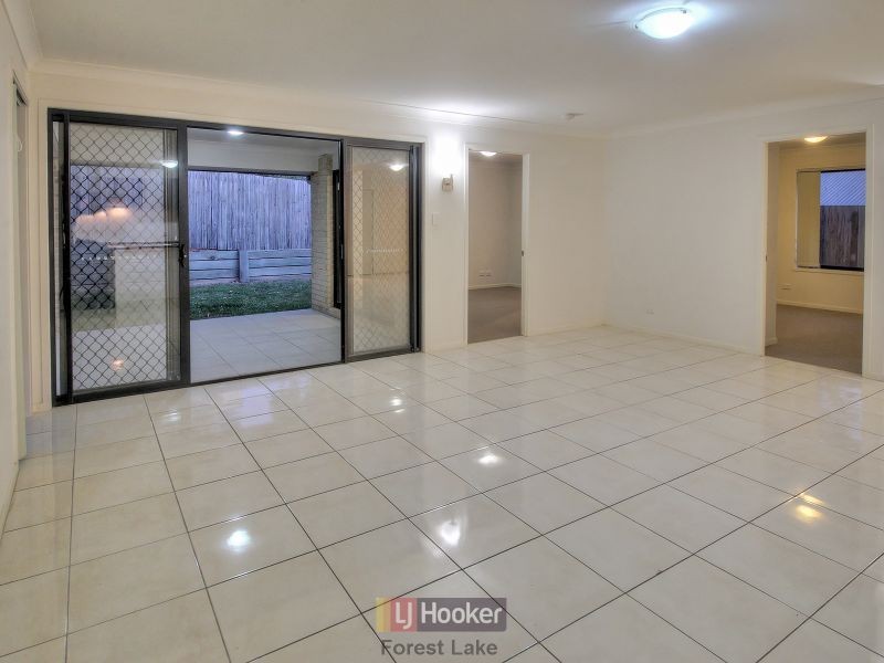 34 Tropical Drive, Forest Lake QLD 4078