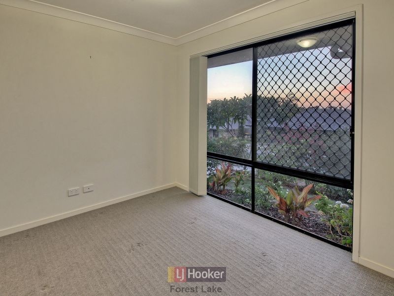 34 Tropical Drive, Forest Lake QLD 4078