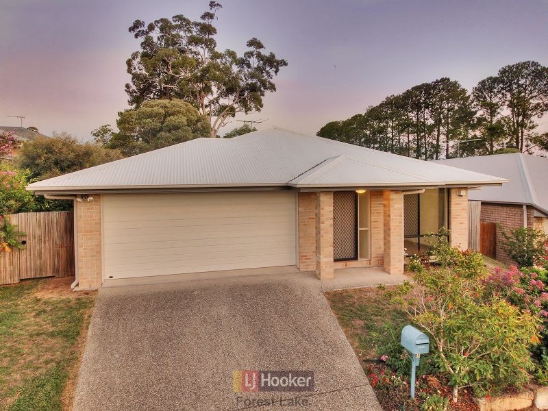 34 Tropical Drive, Forest Lake QLD 4078