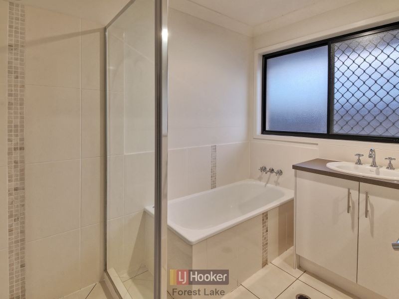 34 Tropical Drive, Forest Lake QLD 4078